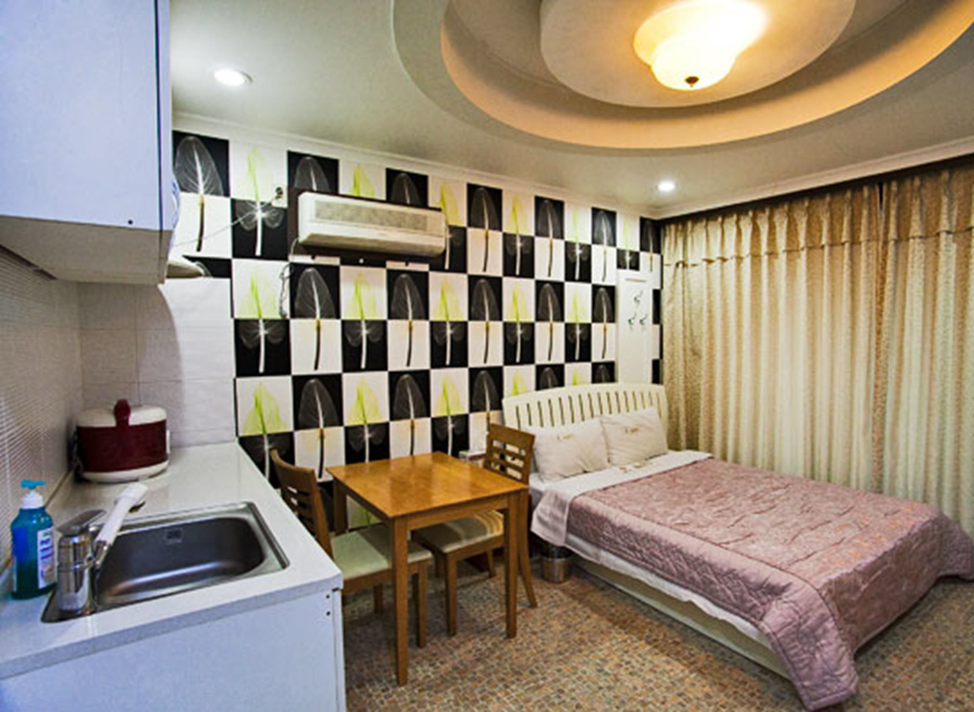 Drama Motel Порьон Екстер'єр фото