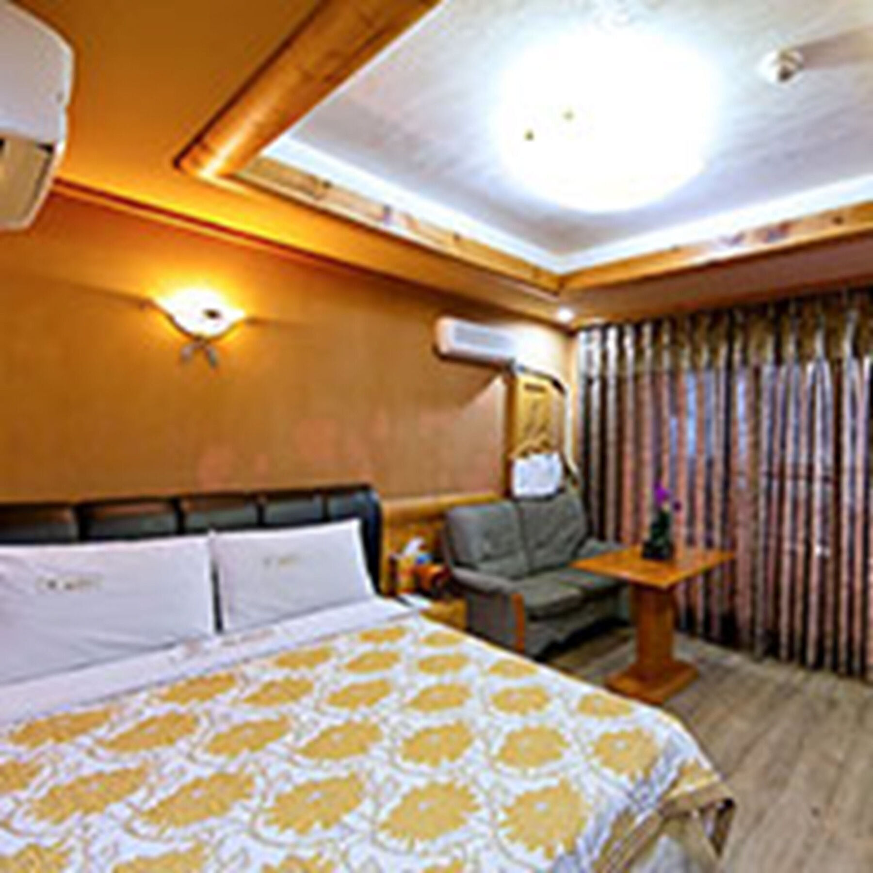 Drama Motel Порьон Екстер'єр фото