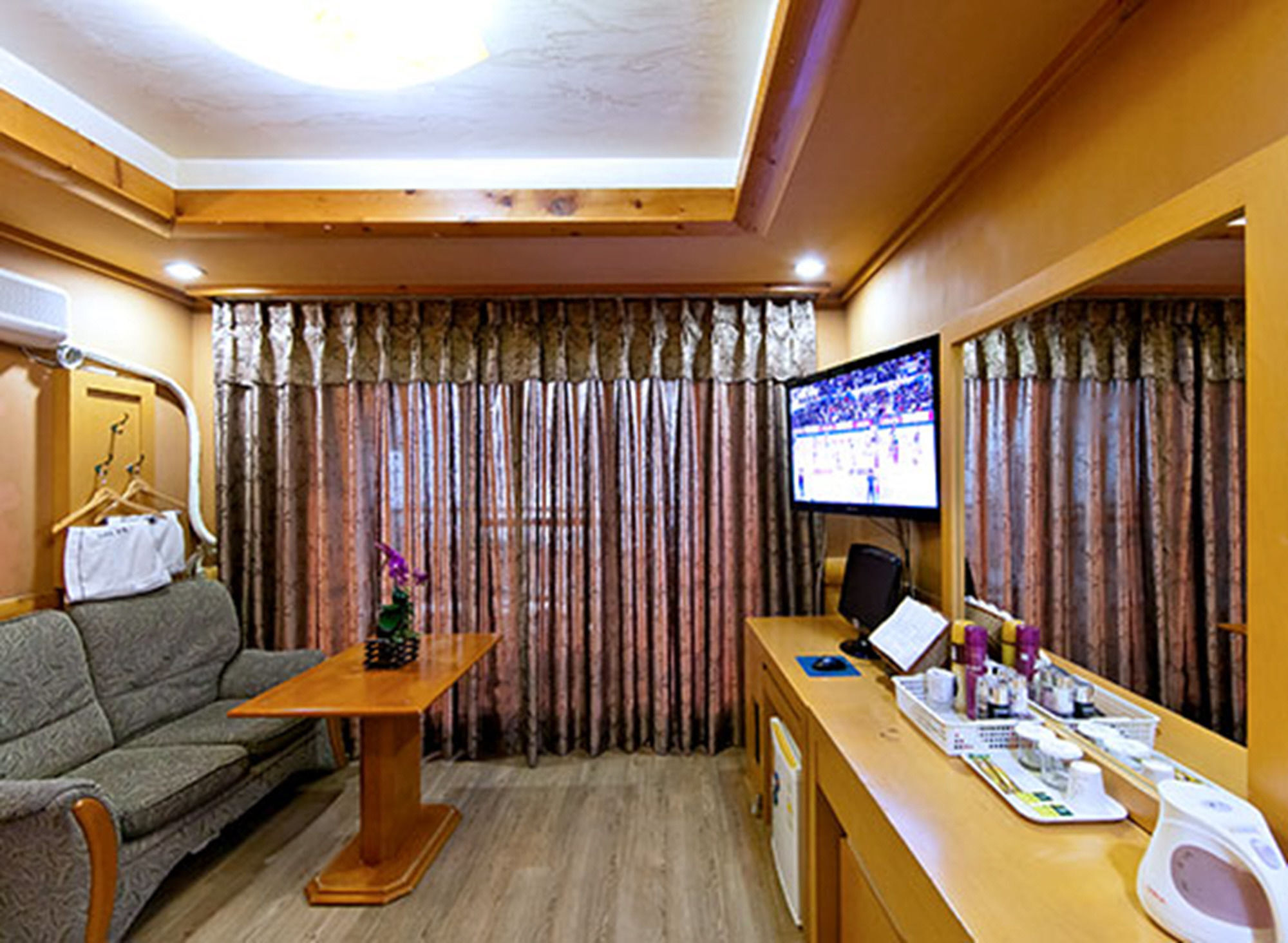 Drama Motel Порьон Екстер'єр фото