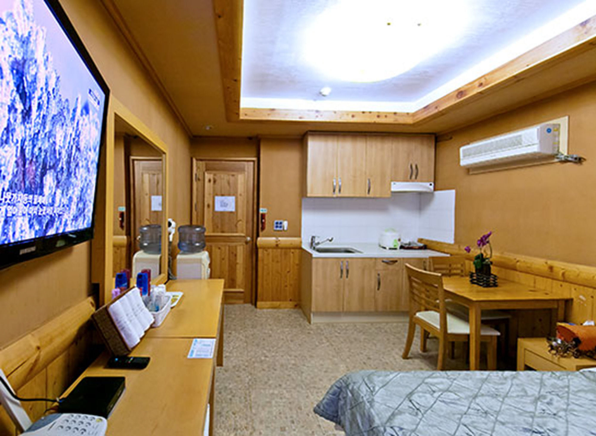Drama Motel Порьон Екстер'єр фото